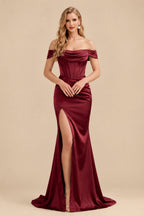 Rutipo Burgundy Sheath/Column Off-The-Shoulder Sleeveless Satin Bridesmaid Dresses With Ruffle/Split Front