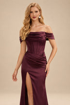 Rutipo Cabernet Sheath/Column Off-The-Shoulder Sleeveless Satin Bridesmaid Dresses With Ruffle/Split Front
